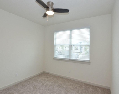 428 Agave Azul Way - Photo Thumbnail 18