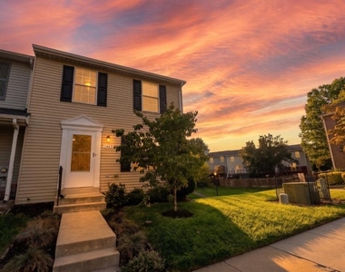 1463 Mobley Court - Photo Thumbnail 2
