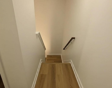 1463 Mobley Court - Photo Thumbnail 12