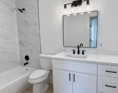 2904 Sweeney Ln - Photo Thumbnail 14