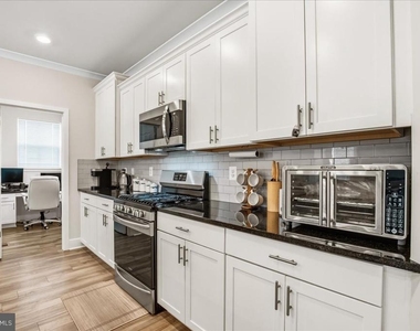 5688 Lewis Carroll Drive - Photo Thumbnail 24