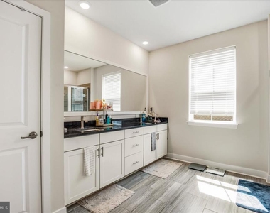 5688 Lewis Carroll Drive - Photo Thumbnail 37