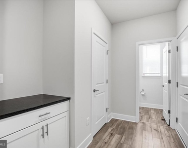 5688 Lewis Carroll Drive - Photo Thumbnail 27