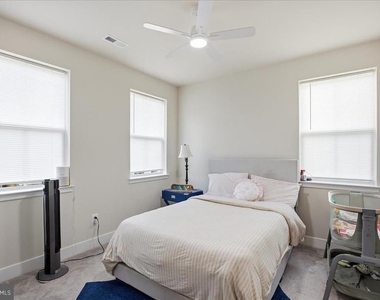 5688 Lewis Carroll Drive - Photo Thumbnail 32