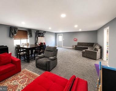 2860 Brunston Castle Lane - Photo Thumbnail 20