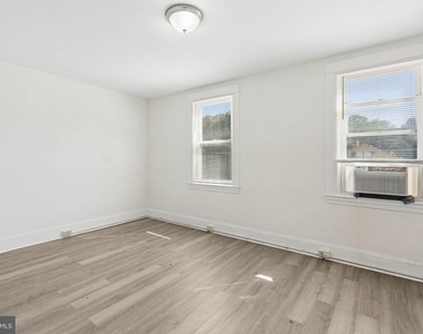 540 46th Street - Photo Thumbnail 31