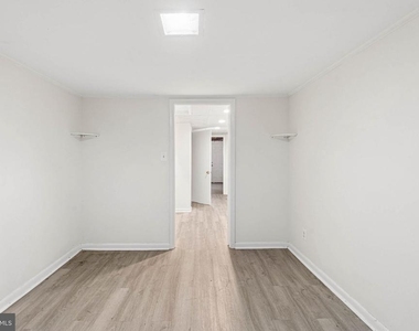 540 46th Street - Photo Thumbnail 18