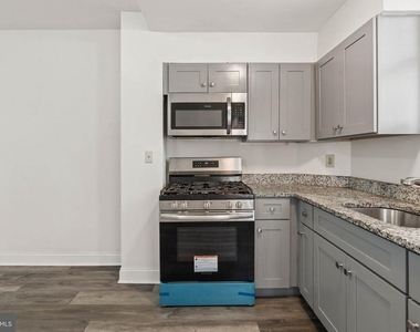 540 46th Street - Photo Thumbnail 16