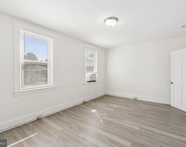 540 46th Street - Photo Thumbnail 32