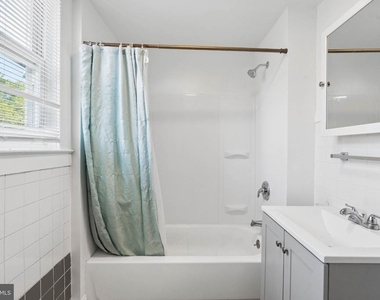 540 46th Street - Photo Thumbnail 25
