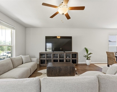 917 Lone Peak Way - Photo Thumbnail 5