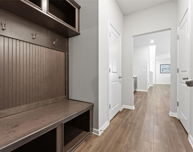 917 Lone Peak Way - Photo Thumbnail 12
