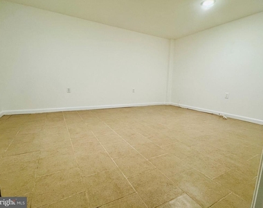 1143 Elbank Avenue - Photo Thumbnail 16