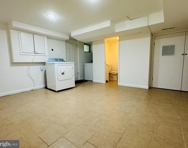 1143 Elbank Avenue - Photo Thumbnail 17