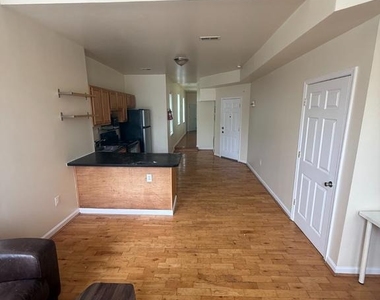 1030 Hollins Street - Photo Thumbnail 3