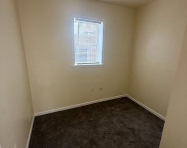 1030 Hollins Street - Photo Thumbnail 7