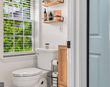 402 S Dallas Street - Photo Thumbnail 13