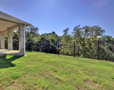 113 Meadow Wood Cv - Photo Thumbnail 24