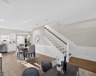 1613 N Longwood Street - Photo Thumbnail 7