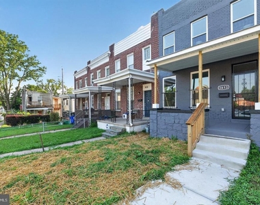 1613 N Longwood Street - Photo Thumbnail 1