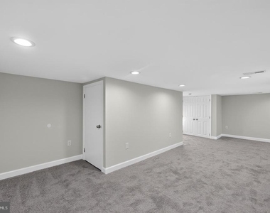 1613 N Longwood Street - Photo Thumbnail 28