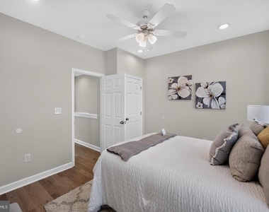 1613 N Longwood Street - Photo Thumbnail 18