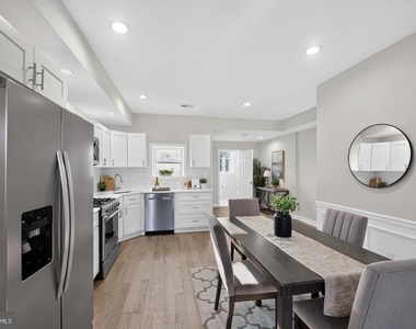 1613 N Longwood Street - Photo Thumbnail 8