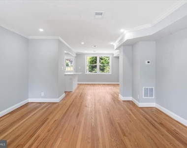 3551 Shannon Drive - Photo Thumbnail 3