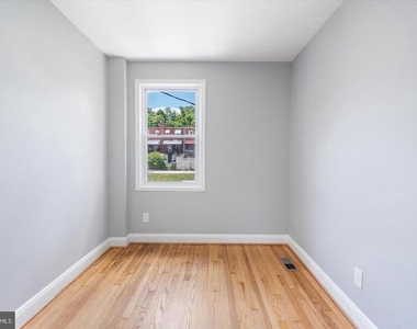 3551 Shannon Drive - Photo Thumbnail 7