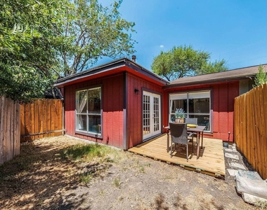 4807 Yucca Hill Dr - Photo Thumbnail 7