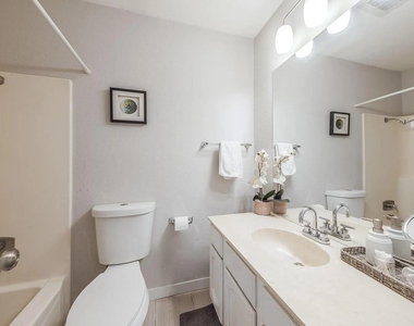4807 Yucca Hill Dr - Photo Thumbnail 22