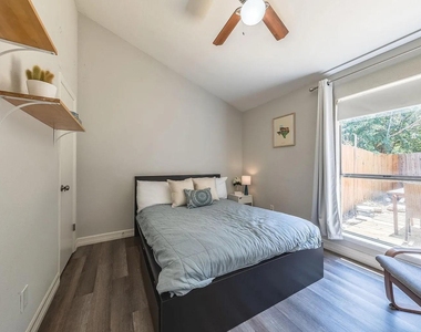 4807 Yucca Hill Dr - Photo Thumbnail 18