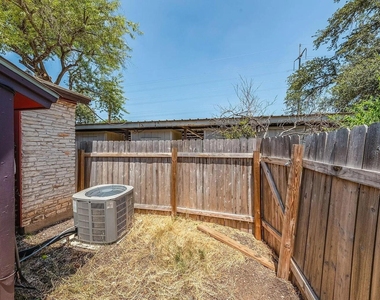 4807 Yucca Hill Dr - Photo Thumbnail 29