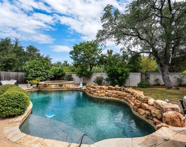 12920 Bloomfield Hills Ln - Photo Thumbnail 3