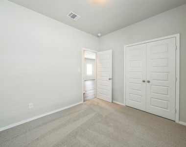 107 Honeybee Ln - Photo Thumbnail 10