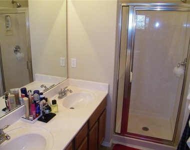 9201 Brodie Ln - Photo Thumbnail 23