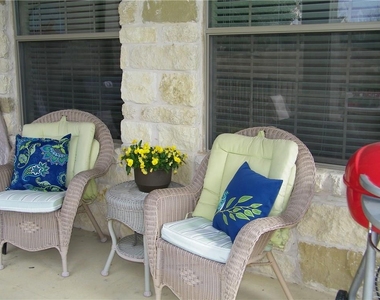 9201 Brodie Ln - Photo Thumbnail 30