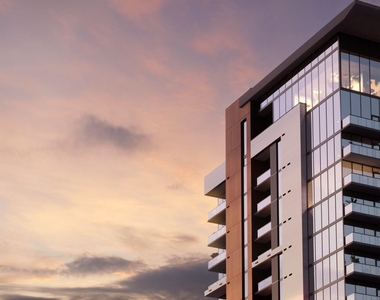84 East Ave - Photo Thumbnail 22