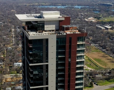 84 East Ave - Photo Thumbnail 25
