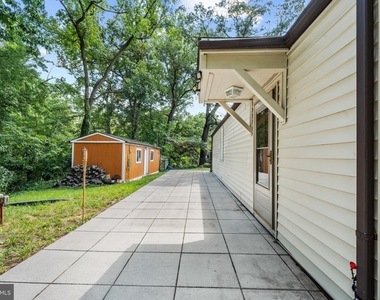 1342 Edna Road - Photo Thumbnail 21