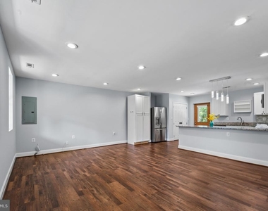 1342 Edna Road - Photo Thumbnail 4