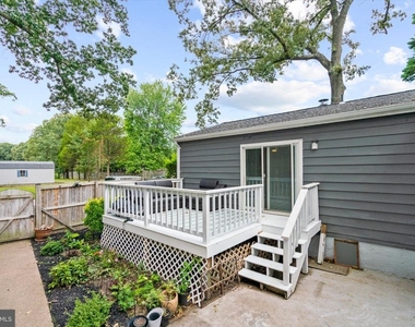 7960 Telegraph Rd - Photo Thumbnail 42