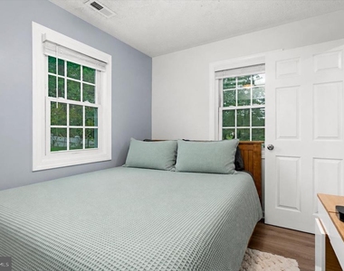 7960 Telegraph Rd - Photo Thumbnail 14