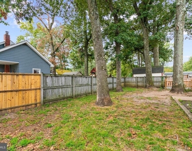7960 Telegraph Rd - Photo Thumbnail 47