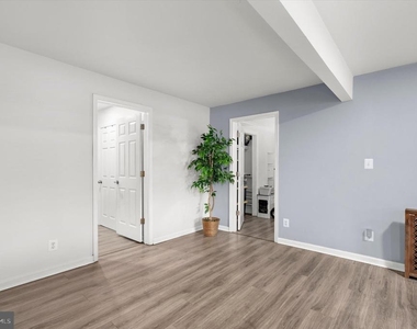7960 Telegraph Rd - Photo Thumbnail 9
