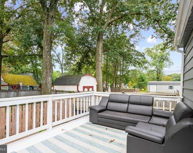 7960 Telegraph Rd - Photo Thumbnail 40