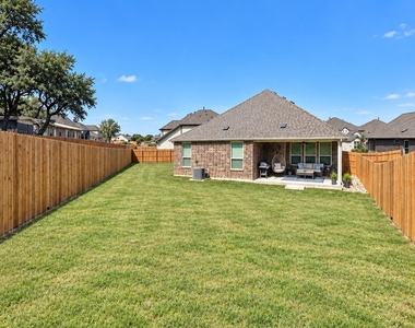 2100 Magnolia Hill Dr - Photo Thumbnail 20
