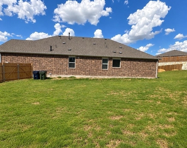 2100 Magnolia Hill Dr - Photo Thumbnail 19
