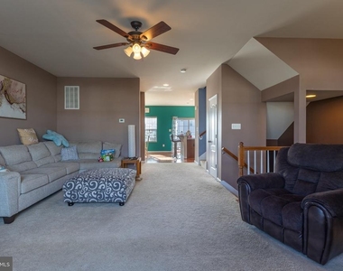 29849 Plantation Lakes Boulevard - Photo Thumbnail 2