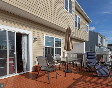 29849 Plantation Lakes Boulevard - Photo Thumbnail 6